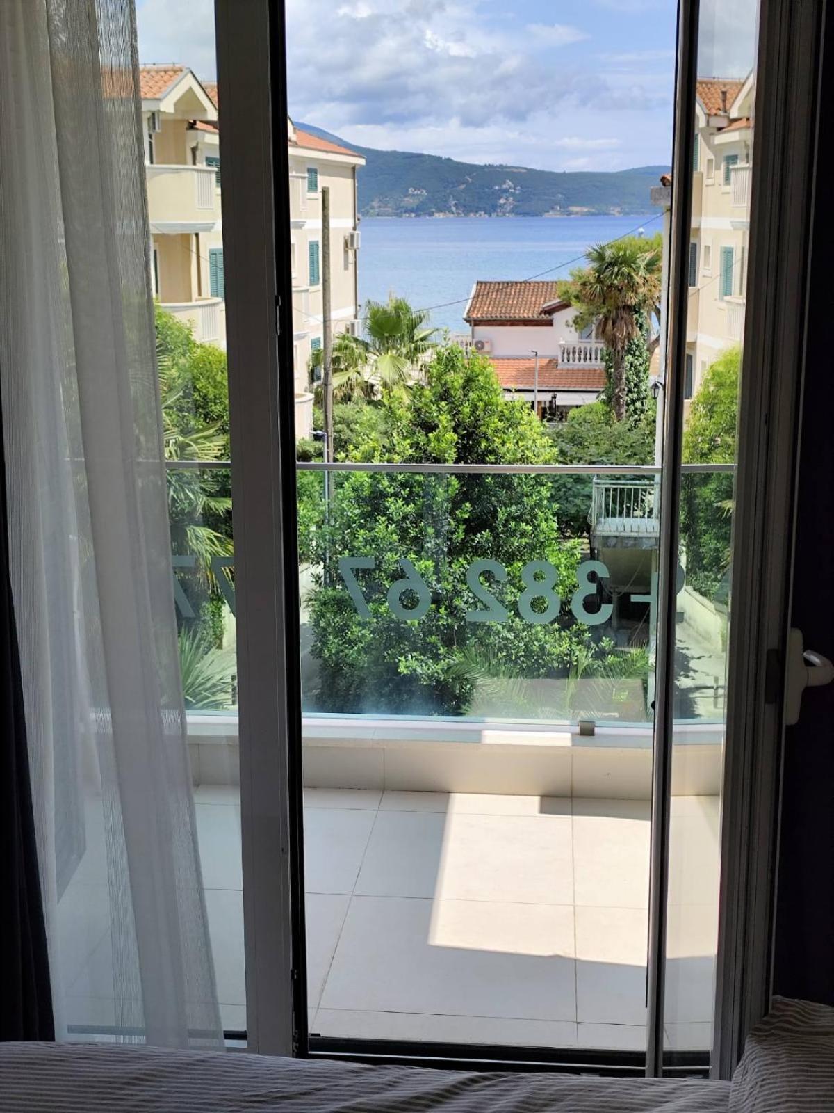 Lucky Studios Χέρτσεγκ Νόβι Εξωτερικό φωτογραφία
